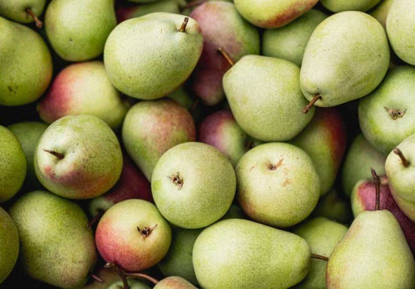 9 Health and Nutrition Benefits of Pears