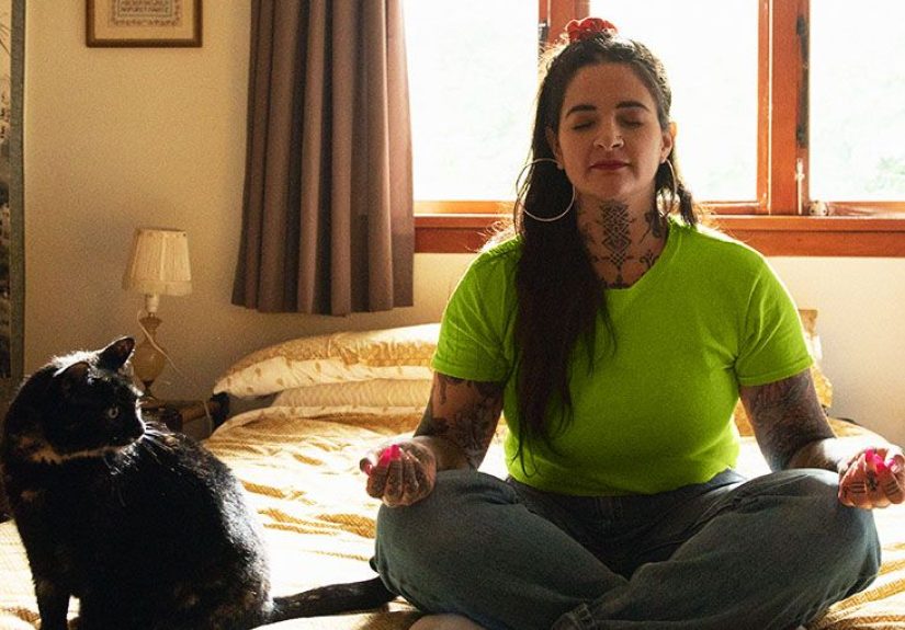 Meditating in bed: Techniques and benefits
