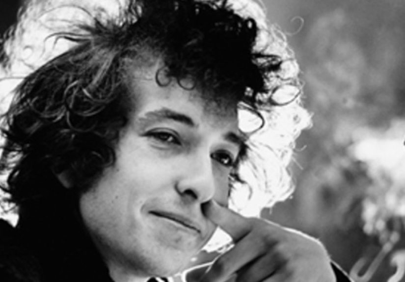 10 Great Alternative Christmas Songs