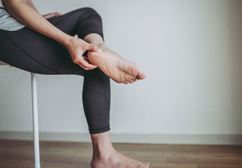 8 Plantar Fasciitis Massages You Can Do Yourself