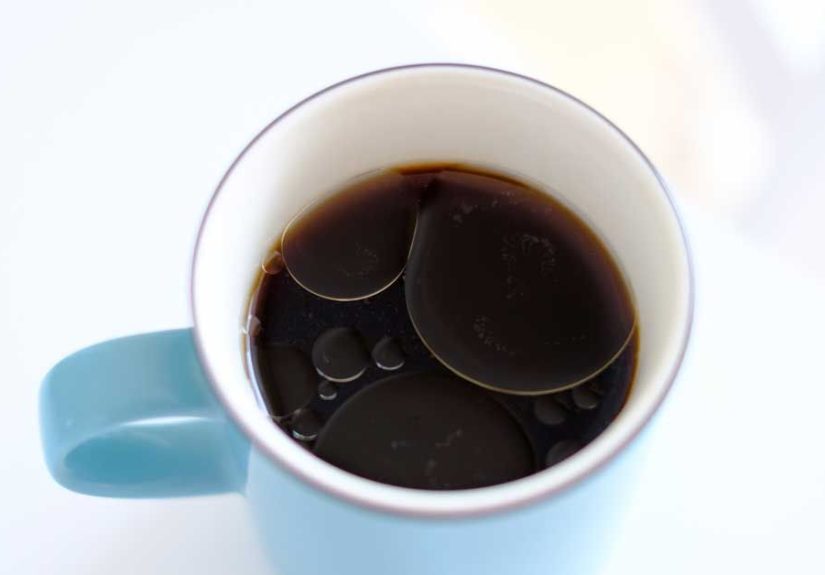Coconut Oil in Coffee: Is It a Good Idea?