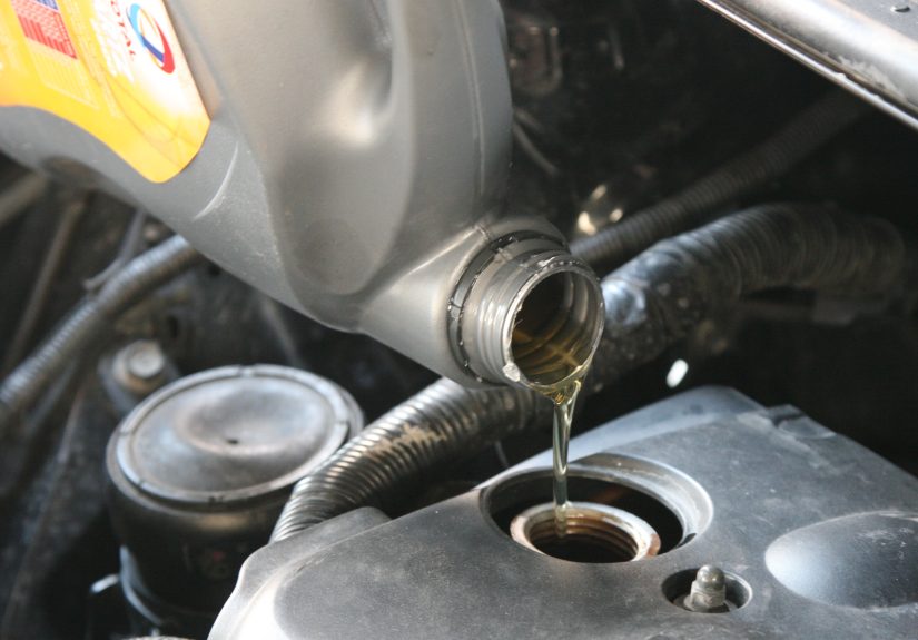How to Remove the Drain Plug in a Car to Change Oil: 9 Steps