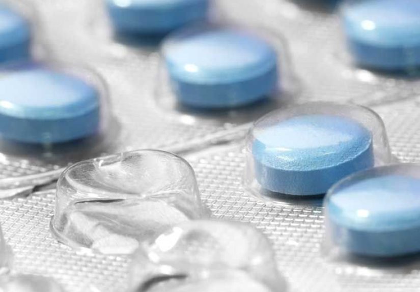 Laxatives for Weight Loss: Do They Work and Are They Safe?