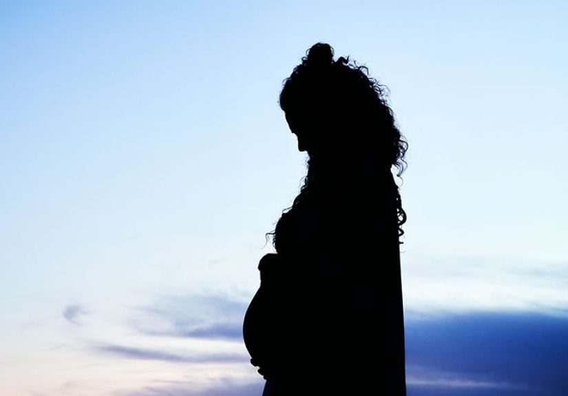Nicotine while pregnant: Affects and how to quit