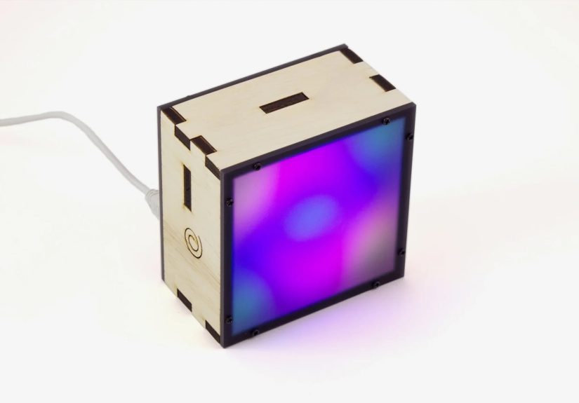 Review: Beautiful Pixelblaze Display Box Kit - Make: