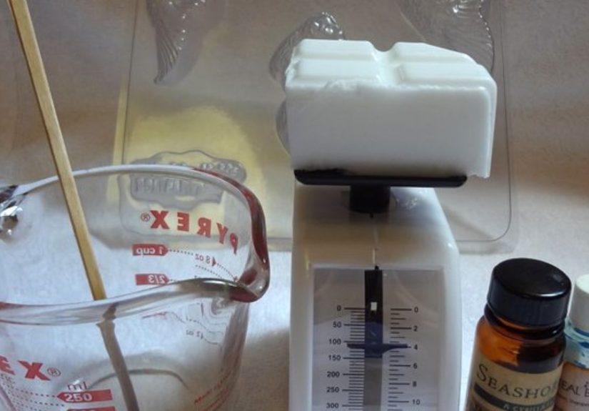 Save Your $$, DIY Your Own Summer Scented Soaps!!