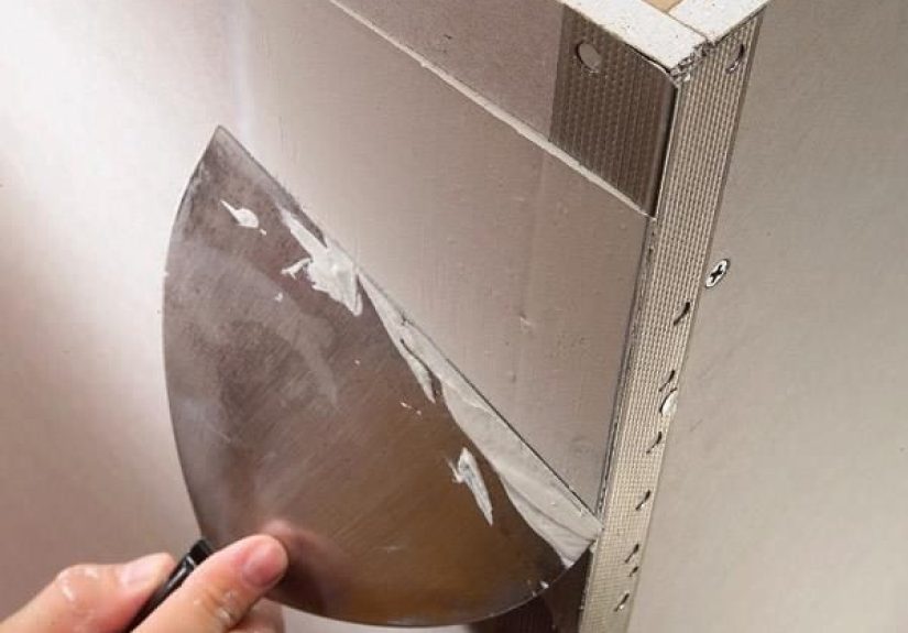 Taping Drywall Joints: A How-To Guide For Smooth Walls