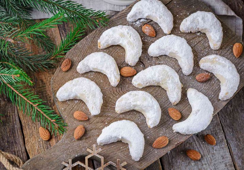 Vanilkove Rohlicky (Czech Vanilla Crescents) Recipe