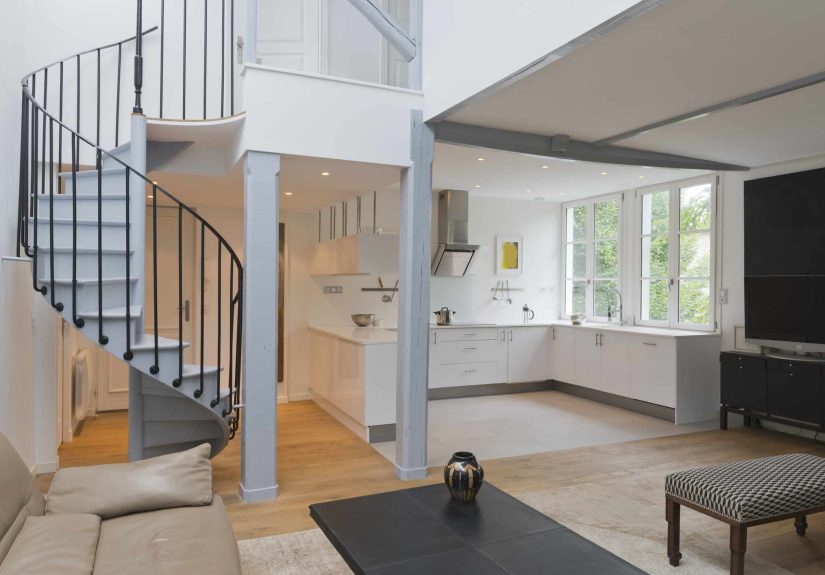 14 Types of Staircases Homeowners Should Know