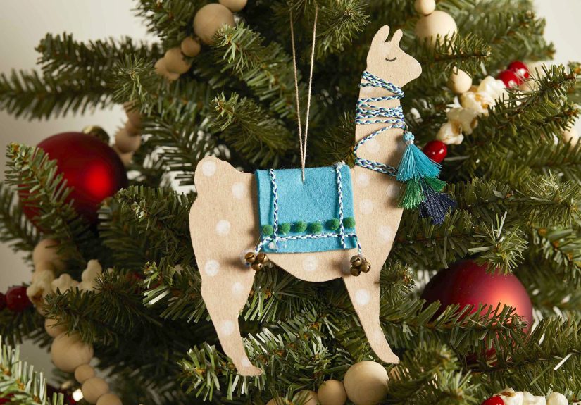 45 Easy DIY Christmas Ornaments for Kids