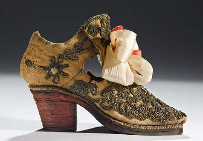 8 Very Feminine Items That Were Originally Made For Men