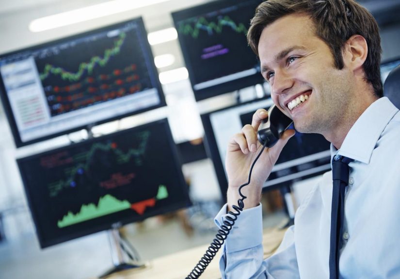 How Much Money Do Commodity Brokers Make?