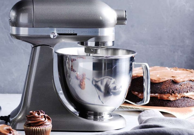 KitchenAid Artisan Mini Stand Mixer with Flex Edge Beater