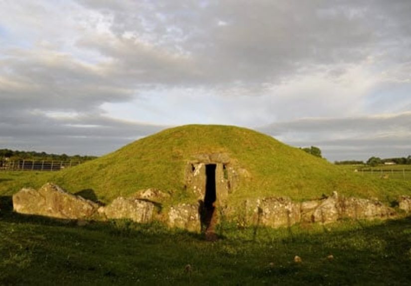 Top 10 Islands With Fascinating Stories And Artifacts