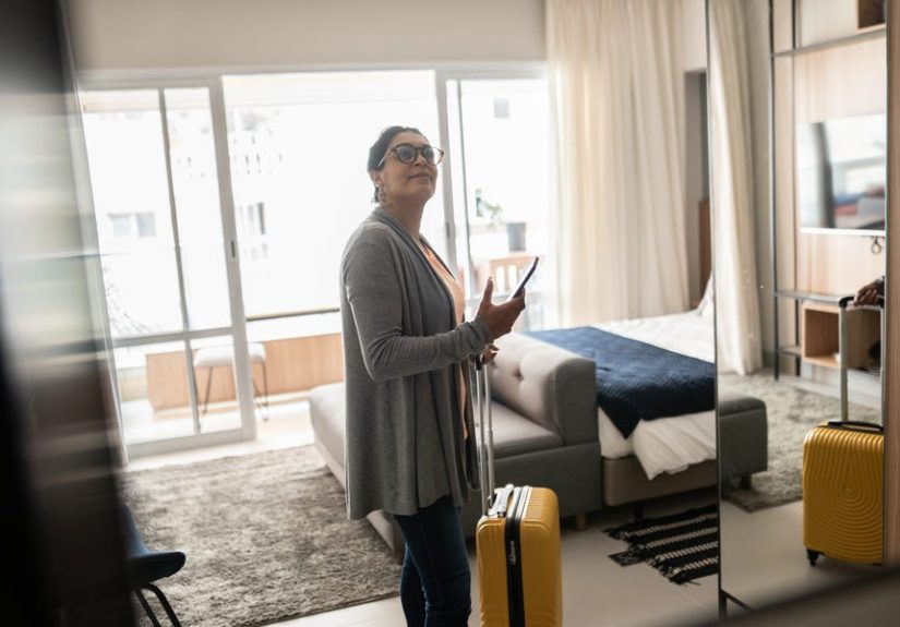 9 Safety Steps Travel Pros Never Skip at Hotels