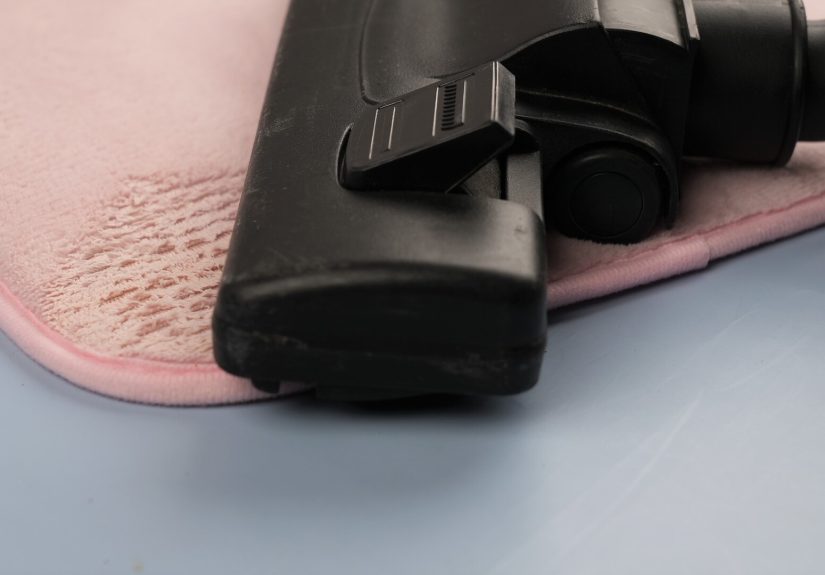 How to Clean Carpet Stains: 12 Steps