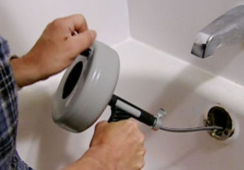 How to Clear a Clogged Bathtub Drain