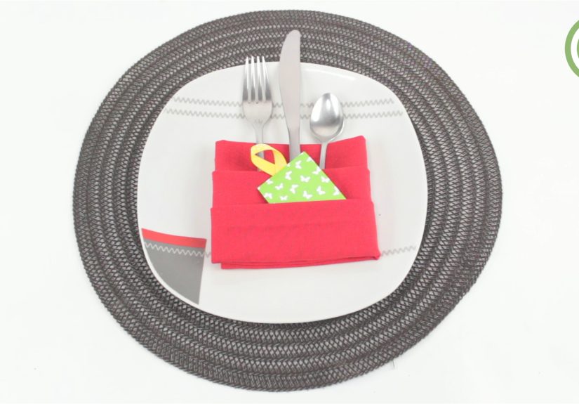 How to Fold a Napkin with a Pocket: 3 Easy & Stylish Ways