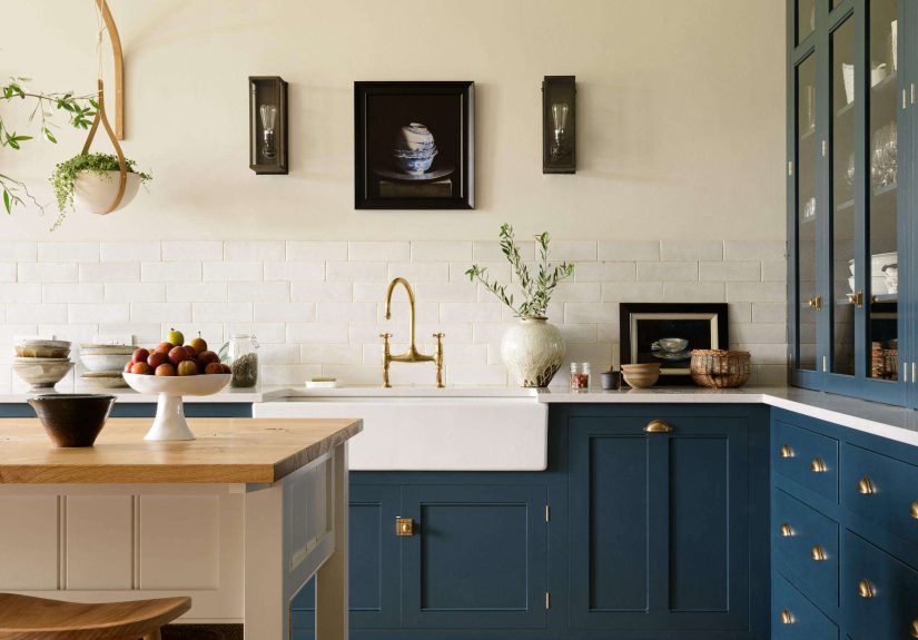 Kitchen of the Week: An Imposing English Manor, Updated for Modern Family Life