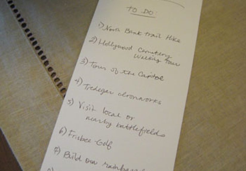 Make A Fun Couple's To-Do List That's Actually Fun To Check Off