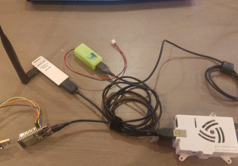 Reverse-Engineering The ESP32’s WiFi Binary Blob With A Faraday Cage