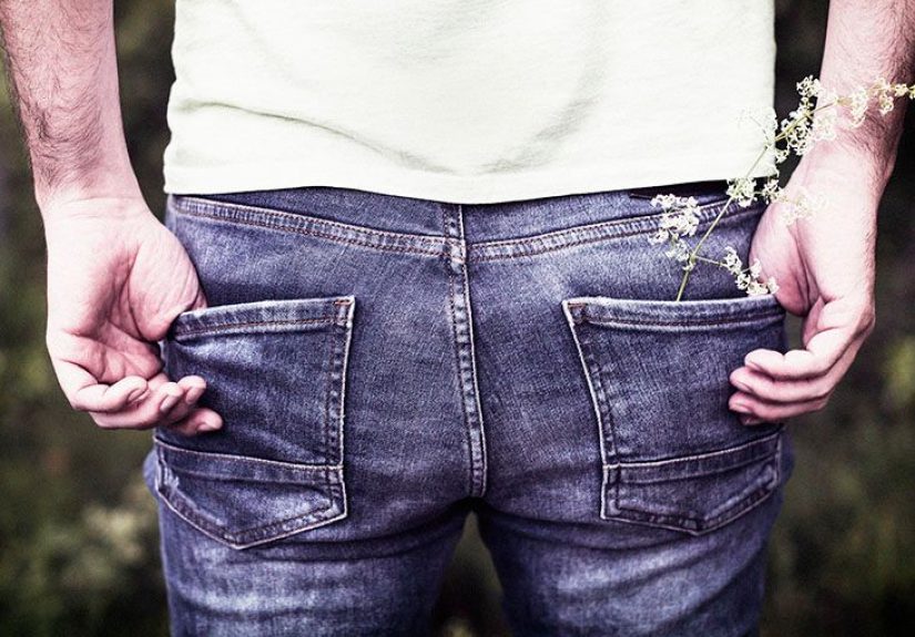 Shingles on buttocks: Symptoms, causes, treatments, and more