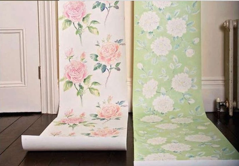 A Rose Is a Rose: Wallpaper from a UK Artist