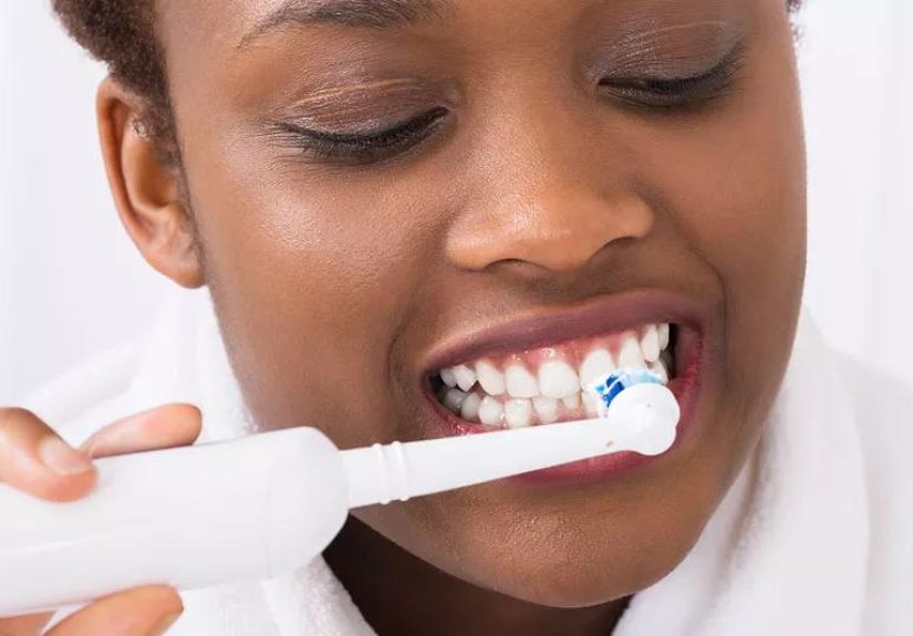 How to Properly Brush Your Teeth