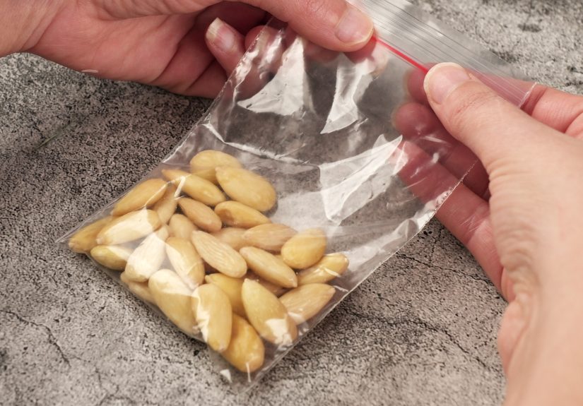 How to Remove the Skin from Almonds: 14 Steps