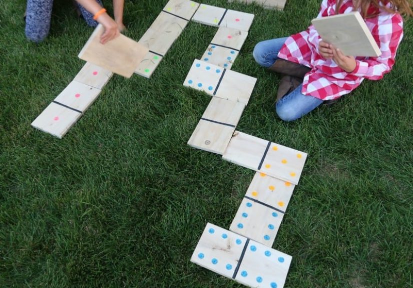 Pallet Wood Yard Dominoes + Printable Scorecard and Game Instructions