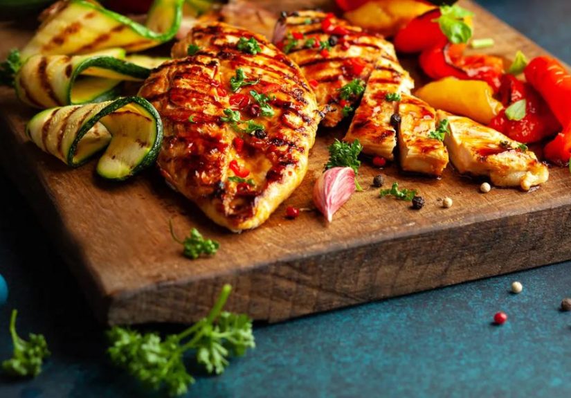 Recipe: Grilled Herbed Chicken With Veggies