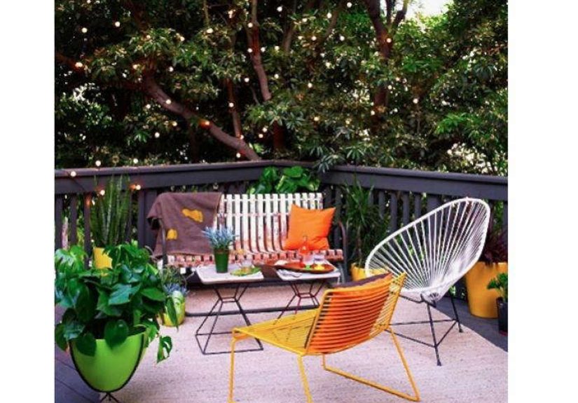Steal This Look: A Mod LA Patio with Twinkly String Lights